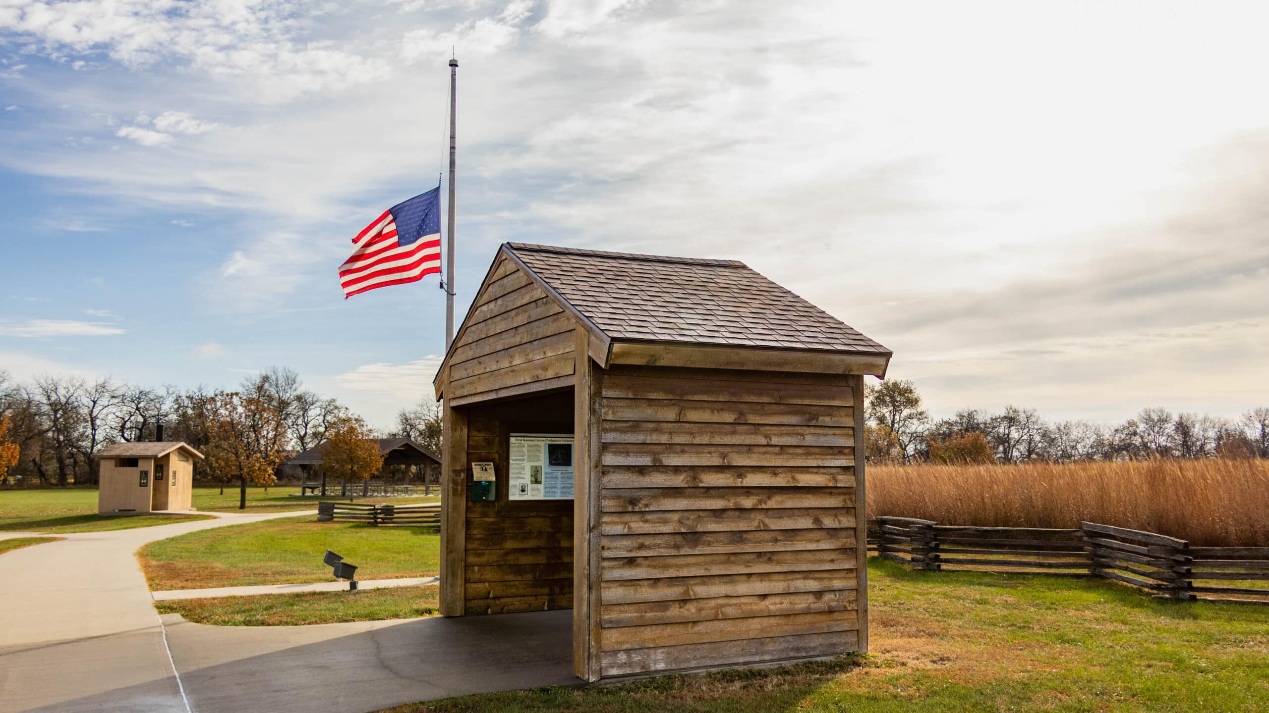 Battle of Island Mound, Fall, Structure, Informational Kiosk