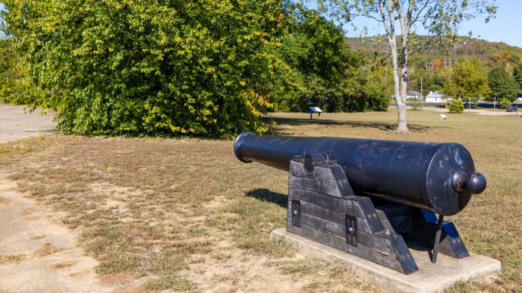 Battle of Pilot Knob, Fall, Structure, Cannon Battle of Pilot Knob, Fall, Structure, Cannon