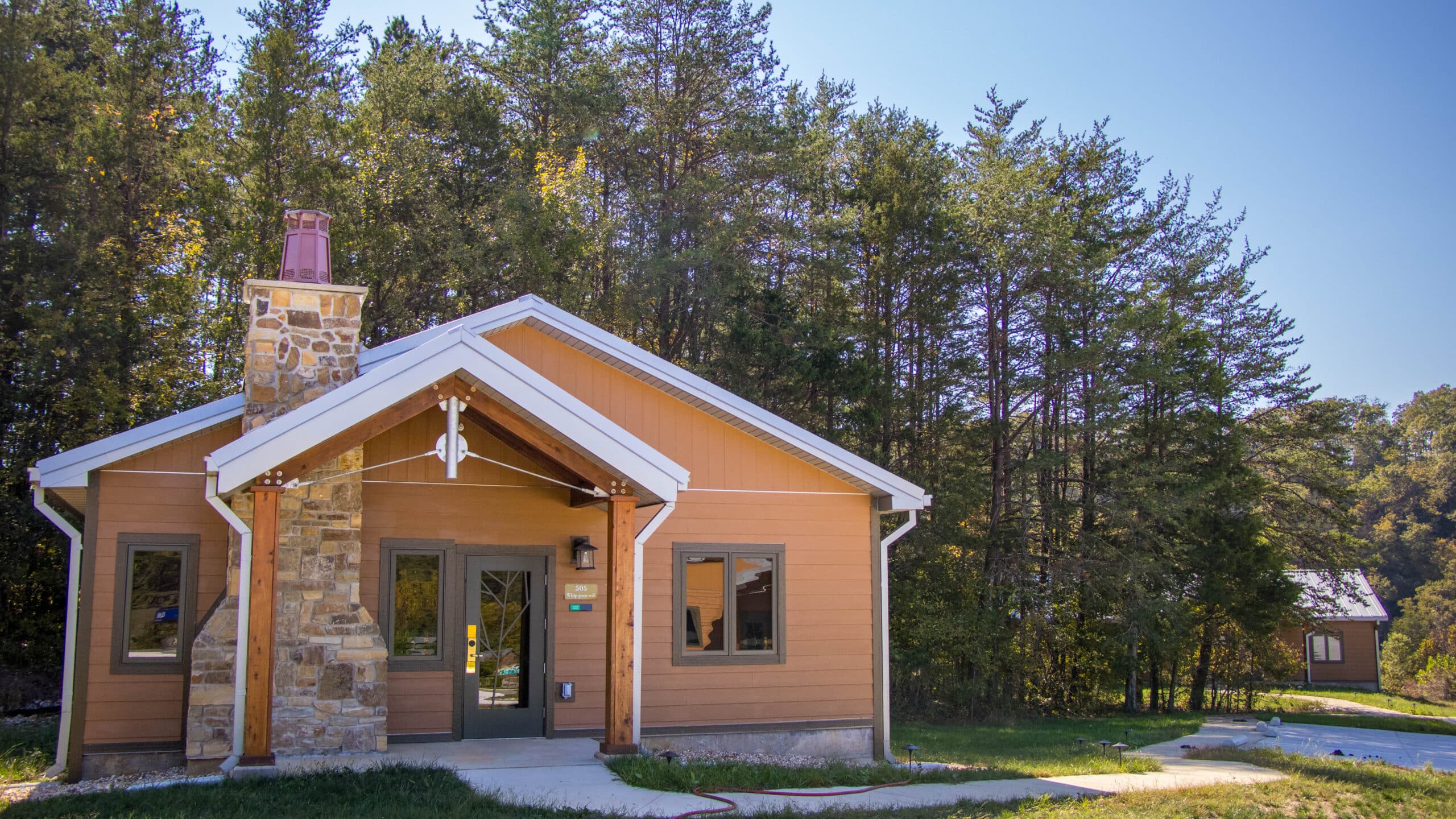 Echo Bluff, Fall, Structure, New Cabin