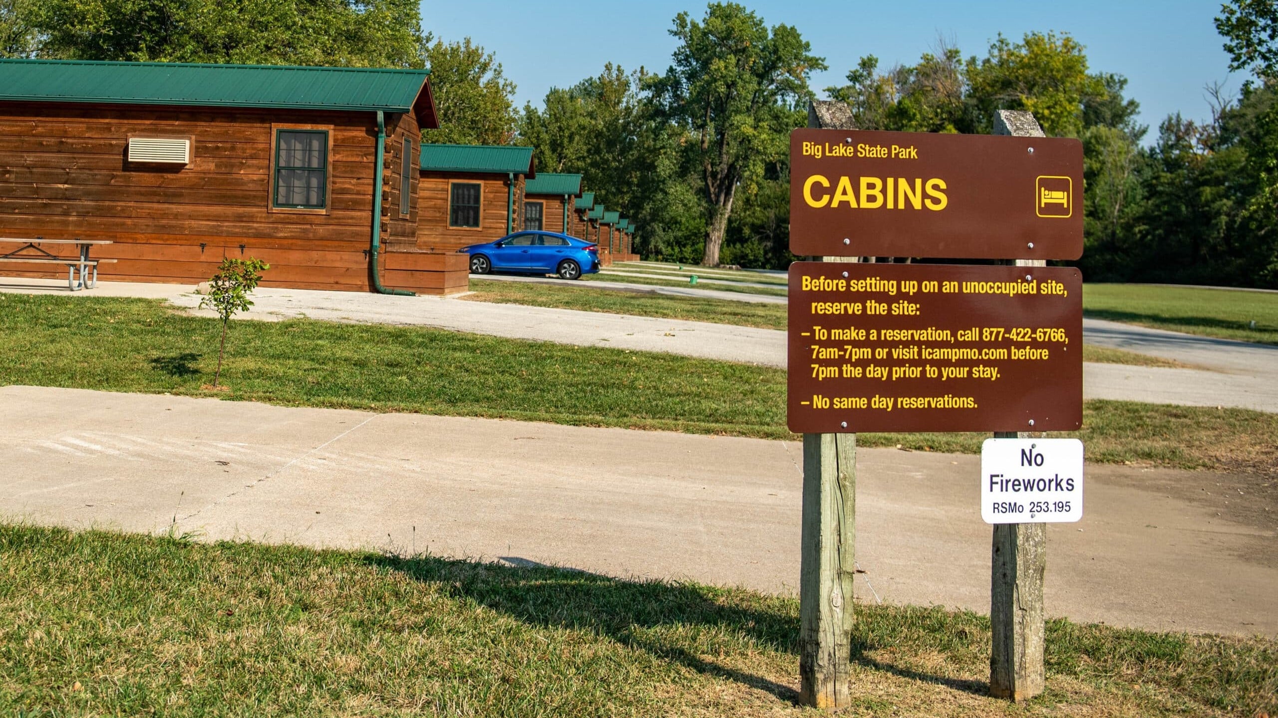 Big-Lake-Summer-Structure-Cabin-Entrance-Sign